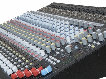 Omnitronic LMC-3242FX